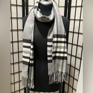 FRAAS CASHMINK , FEEL CASHMINK Women’s Gray Plaid Scarf: